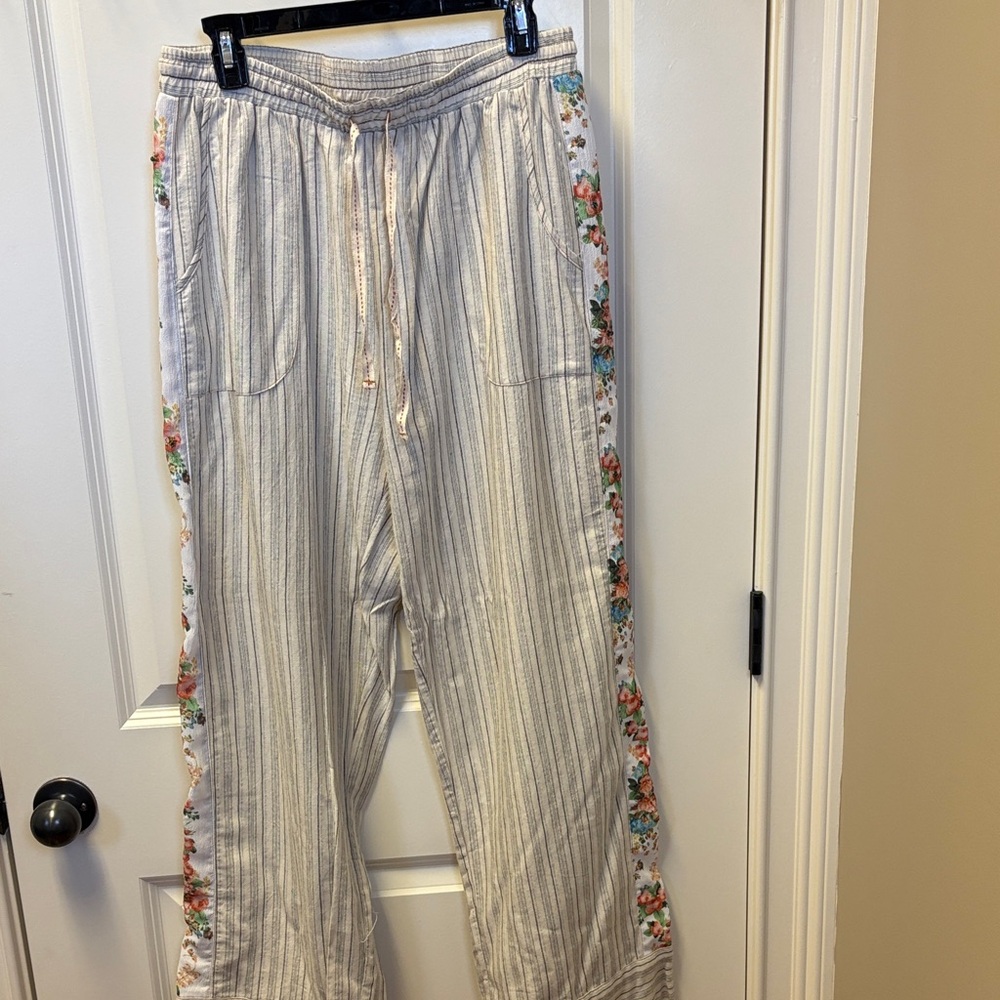 Cotton drawstring pants with pockets